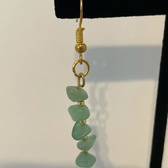 2/7/23 - 3 for $15 Green aventurine chip earrings. - Picture 3 of 4